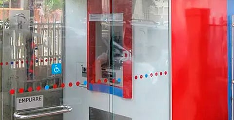 EU vincula a tres bancos mexicanos con lavado de dinero ligado al tráfico de droga