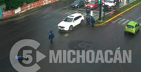 Accidente en cruce de Periférico y Siervo de la Nación complica vialidad