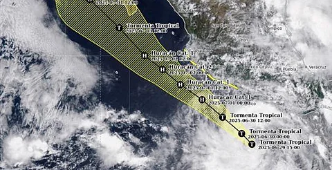 Michoacán, bajo vigilancia: Flossie se intensificaría a huracán en próximas horas