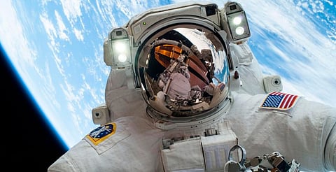 ¡Viaja al espacio desde casa! Netflix transmitirá en vivo caminatas y vistas desde la EEI