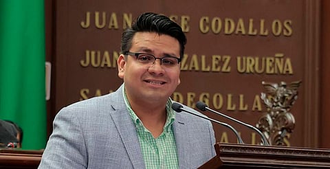 Propone Toño Carreño sea obligatorio tener lactarios en centros de trabajo