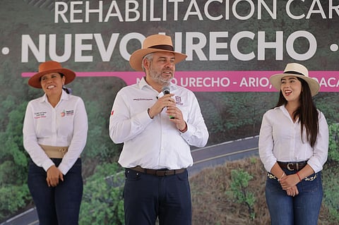 Bedolla arranca rehabilitación del tramo carretero Gabriel Zamora-Nuevo Urecho-Ario