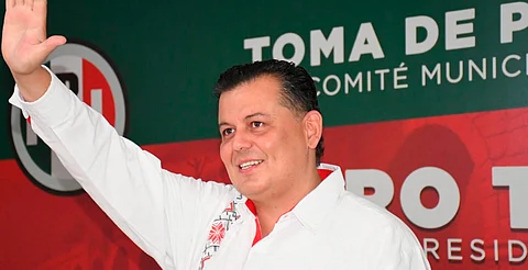 Ahora resulta que va a ser notario, ojalá le vaya bien: Memo Valencia a Adrián López