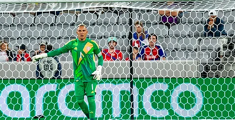 ¡Siempre no! Keylor Navas no llegará a Pumas; Ochoa estaría entre las opciones