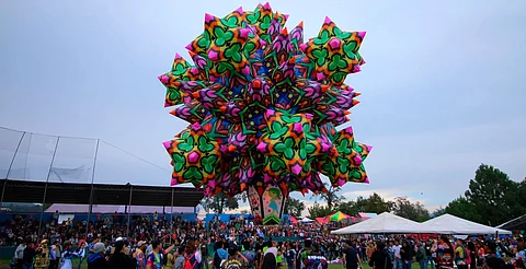 ¡El cielo de Paracho se ilumina! Comienza el Festival Cantoya, Fiesta y Color 2025