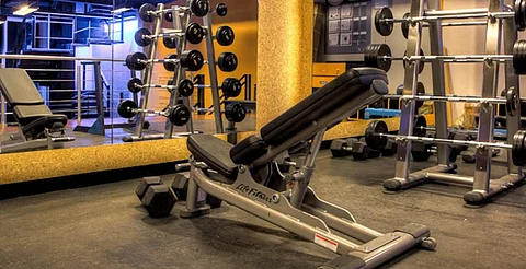 Muere mientras hacía ejercicio en Smart Fit de CDMX; no supieron cómo ayudarlo