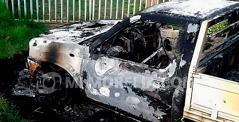 Hallan cuerpo de aguacatero con el tiro de gracia en barranca de Tancítaro; su camioneta, calcinada