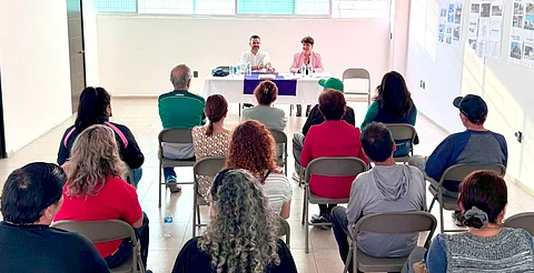 Yankel Benítez y vecinos de Lomas del Valle, acuerdan jornada de trabajo integral