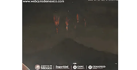 Captan 4 Red Sprites en el Volcán de Fuego de Colima