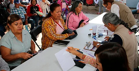 Más de 1.7 mdp dispersará Bienestar con la pensión de mujeres