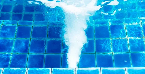 Exigen justicia por turista moreliano que murió electrocutado en jacuzzi de hotel en Ixtapa