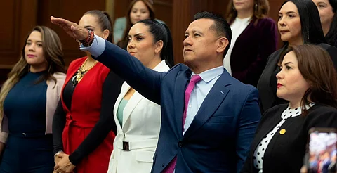 Eficacia, transparencia y cercanía con las víctimas, promete Torres Piña al frente de la FGE