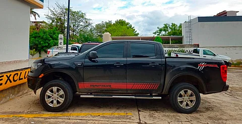 Recupera FGE de Michoacán seis vehículos con requerimiento de repatriación a EU