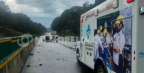 Se registra accidente vehicular en la Siglo XXI, tramo Pátzcuaro-Uruapan