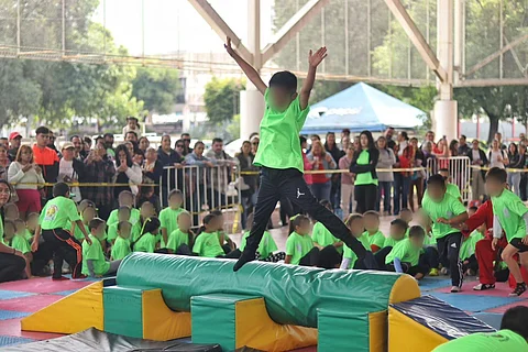 Adolfo Torres destaca valores y cuidado del agua en curso infantil del STASPE