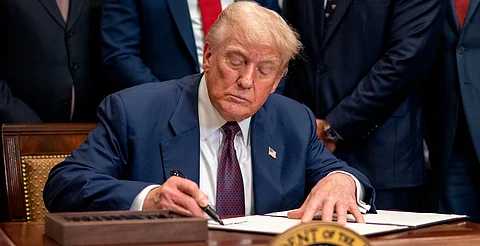 Trump sube aranceles a Canadá de 25% a 35%; aplicará a partir de este viernes
