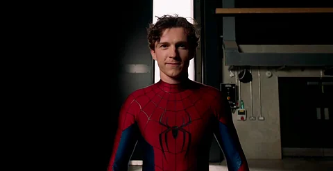 ¡Sorpresa! Así luce el nuevo traje de Spider-Man en ‘Brand New Day’
