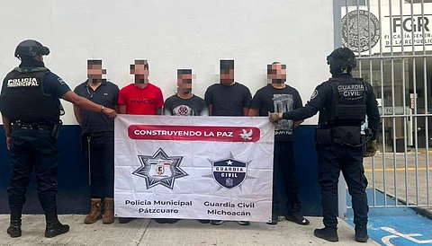 Detienen a 5 hombres armados y en posesión de droga en Salvador Escalante