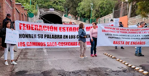 Ejidatarios cierran acceso al ramal Camelinas; denuncian 12 años de incumplimientos