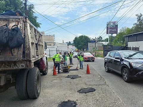 Seguirán reforzando atención a baches en Morelia, afirma edil
