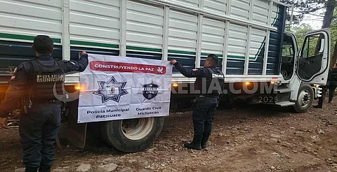 Roban cargamento de aguacate en la autopista Siglo XXI, cerca de Pátzcuaro