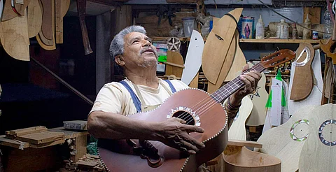 Gobierno de Michoacán avanza en la Indicación Geográfica de la guitarra de Paracho: Casart