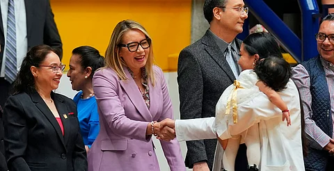 La sociedad requiere profesionistas con altos compromisos éticos: Yarabí Ávila