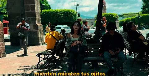 Jóvenes morelianos se suben al trend de ‘Ojitos Mentirosos’ y conquistan TikTok