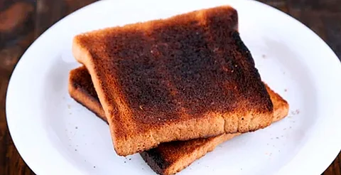 Pan quemado, papas fritas y aceite reciclado; riesgos invisibles en tu cocina