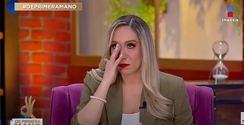 Rompe en llanto Érika González al anunciar divorcio a un año de casarse