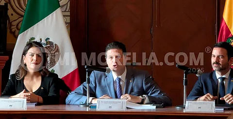 Presenta Alfonso Martínez acciones en seguridad, obras y turismo en su primer informe de gobierno