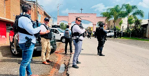 Refuerzan vigilancia por aire y tierra en Araro y zonas estratégicas de Zinapécuaro