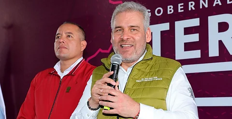 Bedolla lleva audiencia pública a Madero; mezcaleros reconocen impulso al sector