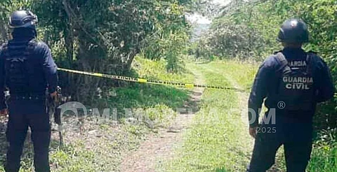 Cadáver desollado del rostro es hallado en Turicato, Michoacán