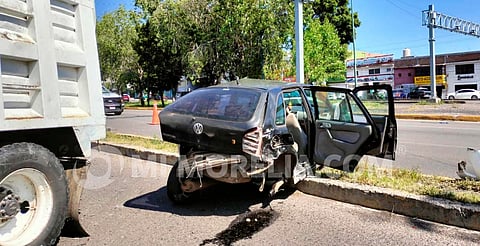 Morelia: dos heridos, tras carambola en libramiento de Morelia provocada por torton