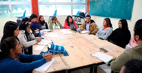 Docentes michoacanos también pueden solicitar becas de movilidad: IEMSYSEM