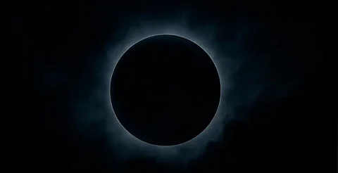 Luna Negra 2025: la noche más oscura y mágica del año