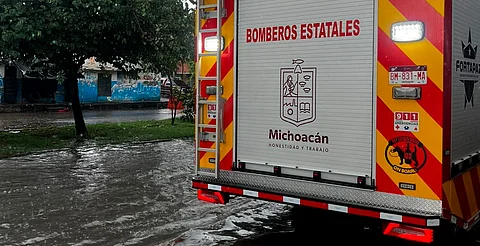 Protección Civil atiende encharcamientos tras lluvias en Morelia