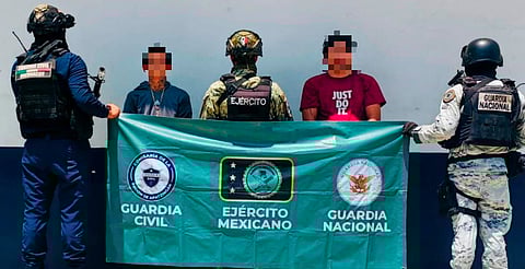 Dos detenidos en posesión de lonas con mensajes que hacen apología del delito: SSP