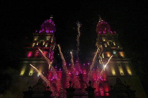Encendido de catedral de Morelia será con danzón por Día del Adulto Mayor