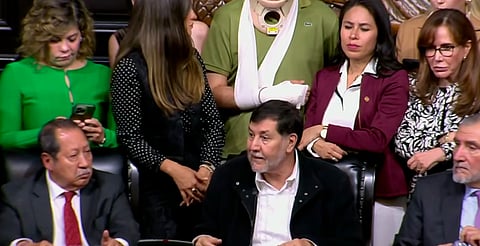 Fernández Noroña presentará denuncia contra Alejandro Moreno por agresión