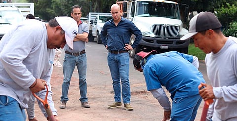 Adolfo Torres supervisa obras en boulevard García de León; vialidad ya abierta