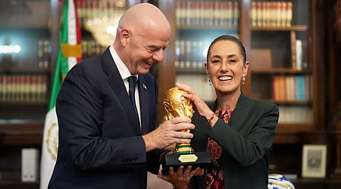 Claudia Sheinbaum recibe a Gianni Infantino rumbo al Mundial 2026