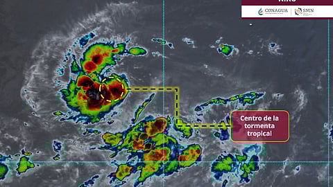Se forma tormenta tropical "Kiko" y se desplaza hacia el oeste