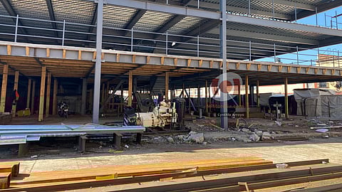 Obra del estacionamiento del mercado Independencia podría terminar en septiembre: Servicios Públicos Municipales