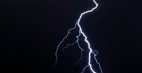Prevé PC lluvias intensas y descargas eléctricas esta tarde en zonas de Michoacán