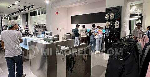 PULL&BEAR Morelia cambia cajeros humanos por autocobro; así luce ahora