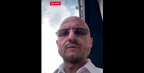 John Milton sufre violento despojo de camioneta en Sinaloa; pide regresen pertenencias personales