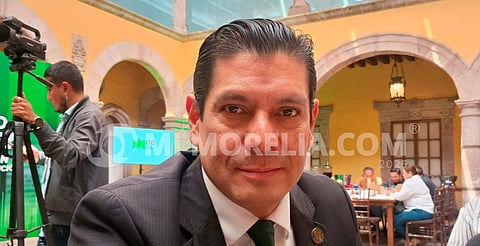 Diálogo asegura sacar acuerdos adelante en congresos federal y locales: Ernesto Núñez