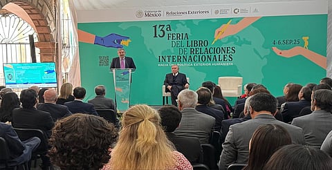 Seis mexicanos viajan a Gaza en misión humanitaria; SRE les da seguimiento